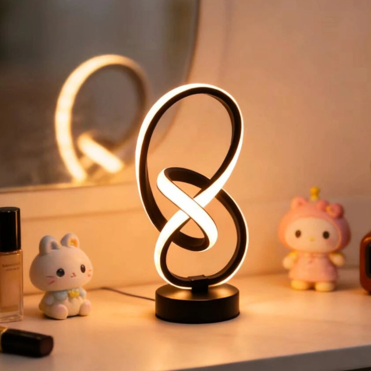 مصباح مكتب LED بثلاث درجات إضاء